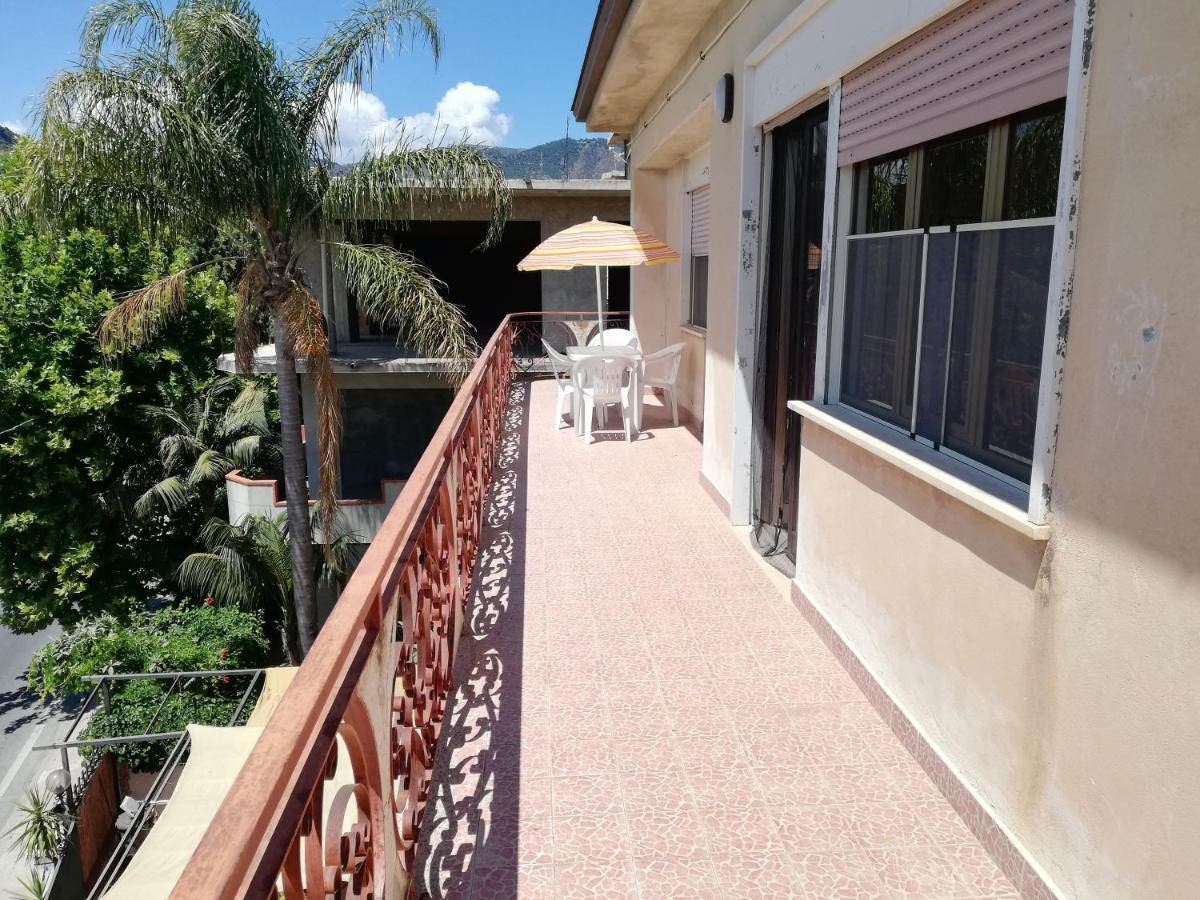 Appartamento Da Anna Falcone Exterior foto